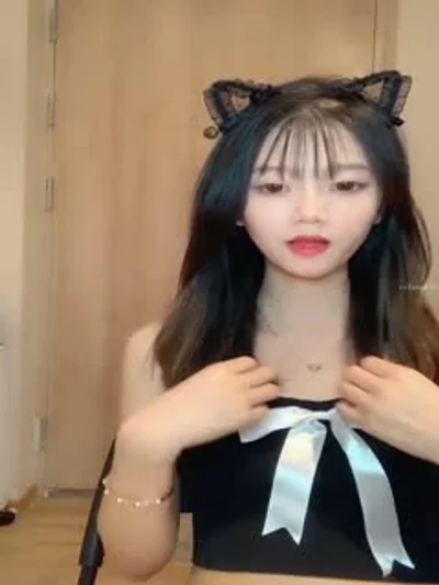 超美校花~道具狂插~爽到爆炸~！的。！