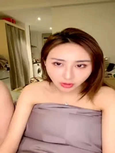99年小妹妹甜美小少妇居家啪啪大秀!.