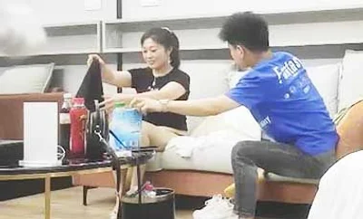 极品少妇缺钱兼职赚外快