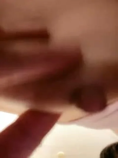 这一对真温馨，【一朵喇叭花】，气质长身御姐的每日做爱，乍一看神似奶茶妹妹.