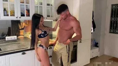 噢宝贝你看起来很性感