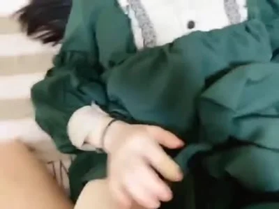 萌妹双马尾酒店爆操