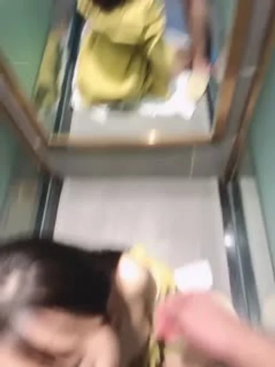 约了个蓝衣清纯极品嫩妹真的很漂亮