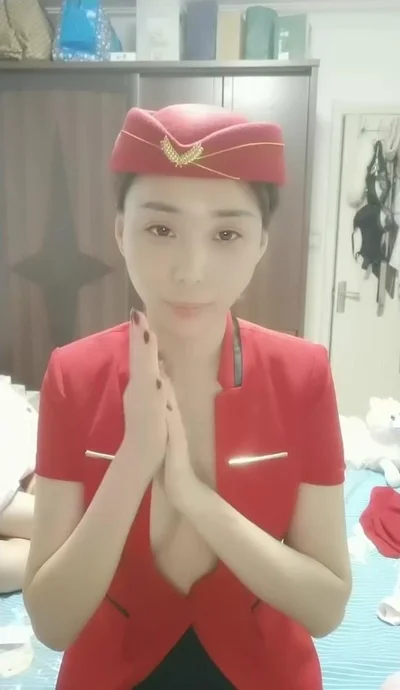 Cosplay初音兔子洞，危险挑战之找到属于你的洞口，网袜足交骑乘战斗，爆肏骚兔子精液射满骚穴。