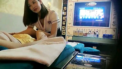 按摩勾引按摩技师后入内射