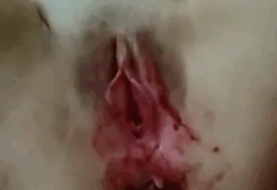 Girls masturbate hard during menstruation