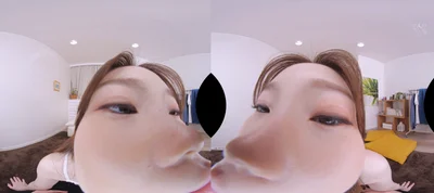 HUNVR-142 [VR] The most amazing angle! Look up and you will see heaven! VR specialization of a fantasy harem with 4 childhood friends! It started a long time ago - CD4