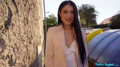 Ara_Mix-Slut on the roadside