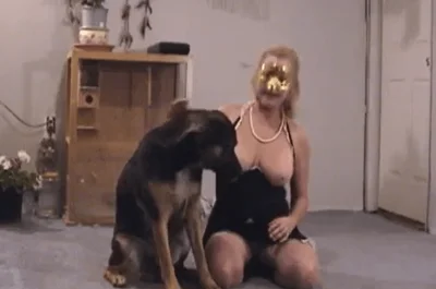 Lusty mature woman shares dog&#39;s tasty cock with husband