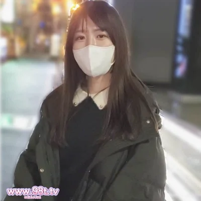 大圈外围美女，20岁身材满分腰细胸大，埋头深喉插嘴，拉着双手后入猛顶，操的水声哗哗嗯嗯叫，搞得妹子瘫软了1
