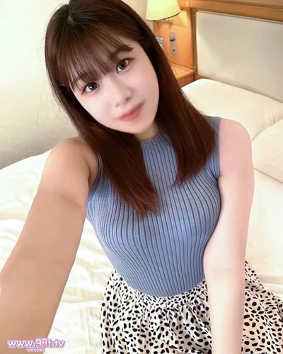 FC2PPV-4656892-【無修正】清楚**アナ系美人歯科助手! 初心なのにエロいカラダに欲情が止まらない