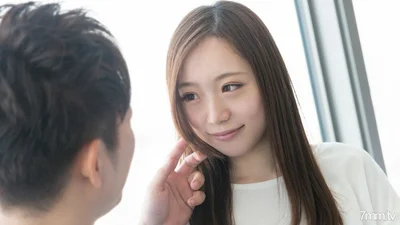408-MAO-01蚀刻感觉在一个剃光的女孩的自然身体毛